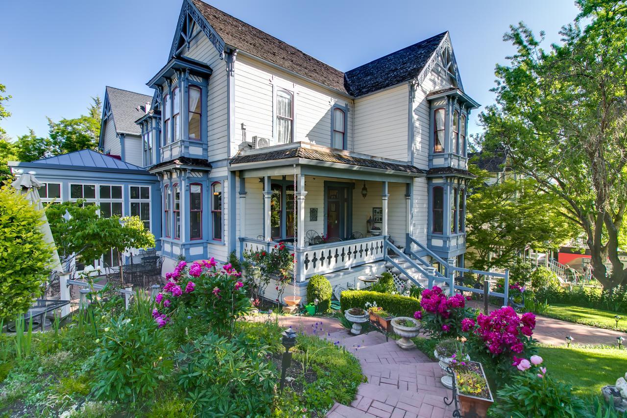 Winchester Inn 阿什兰 外观 照片